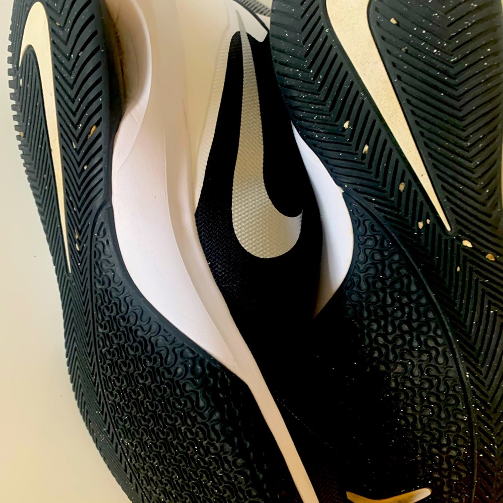 Nike Air Versitile, high top training shoes